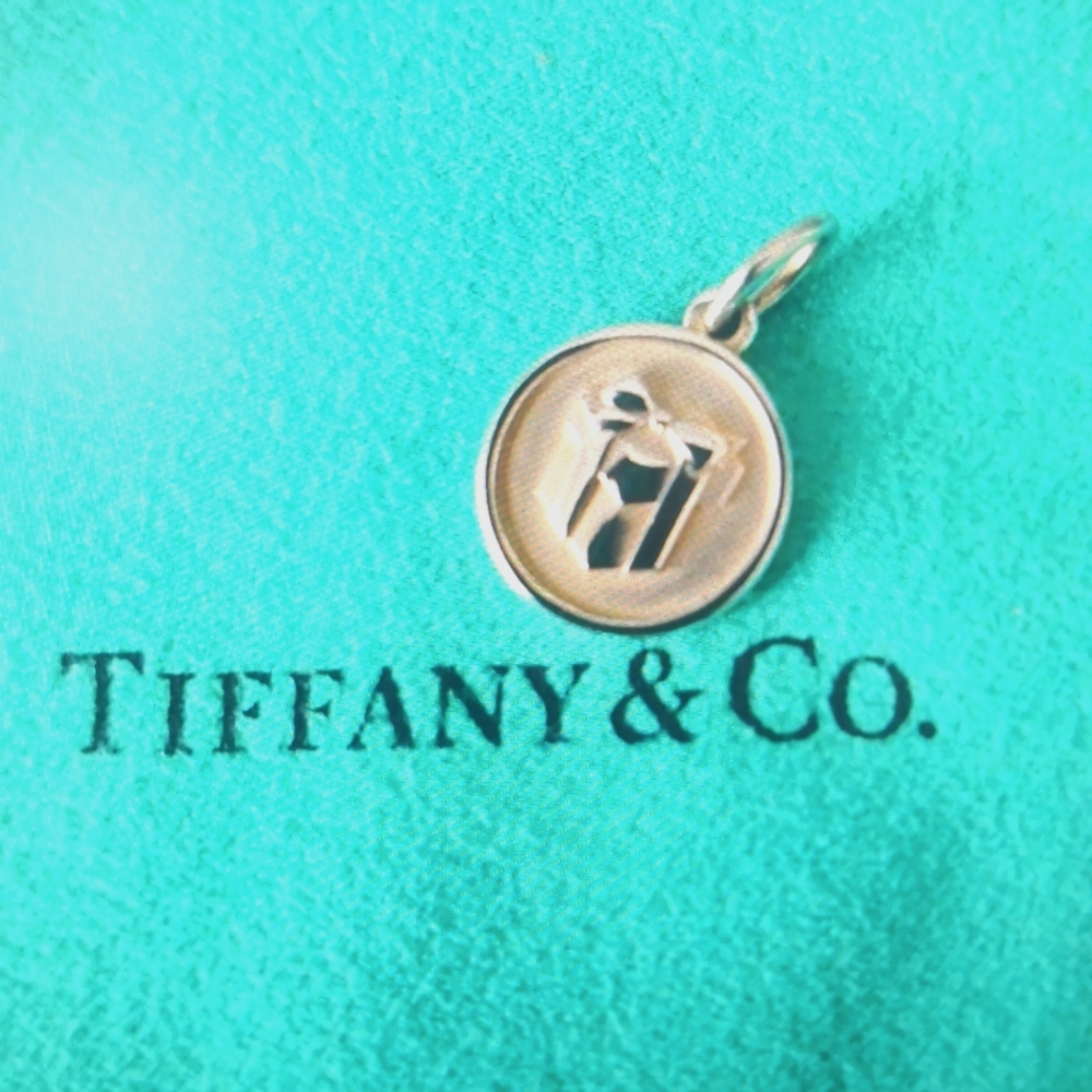 NEW,Tiffany & Co, Round Box Charm, Sterling Silver With Bag